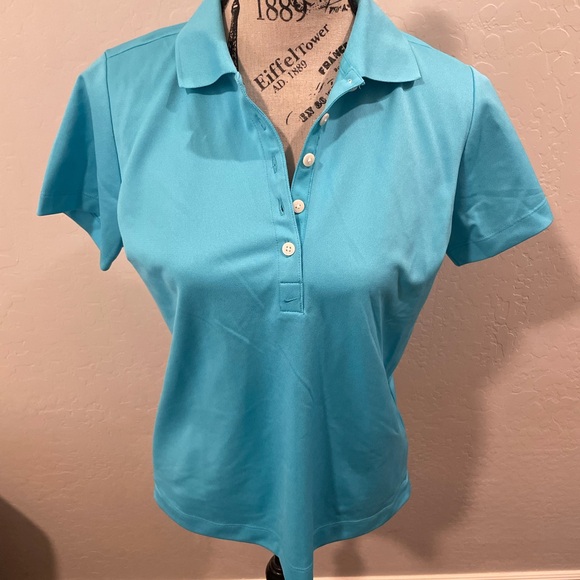 Nike Top - Picture 2 of 8